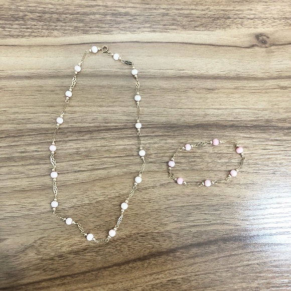 Gold Beaded necklace and bracelet set - Picture 1 of 4